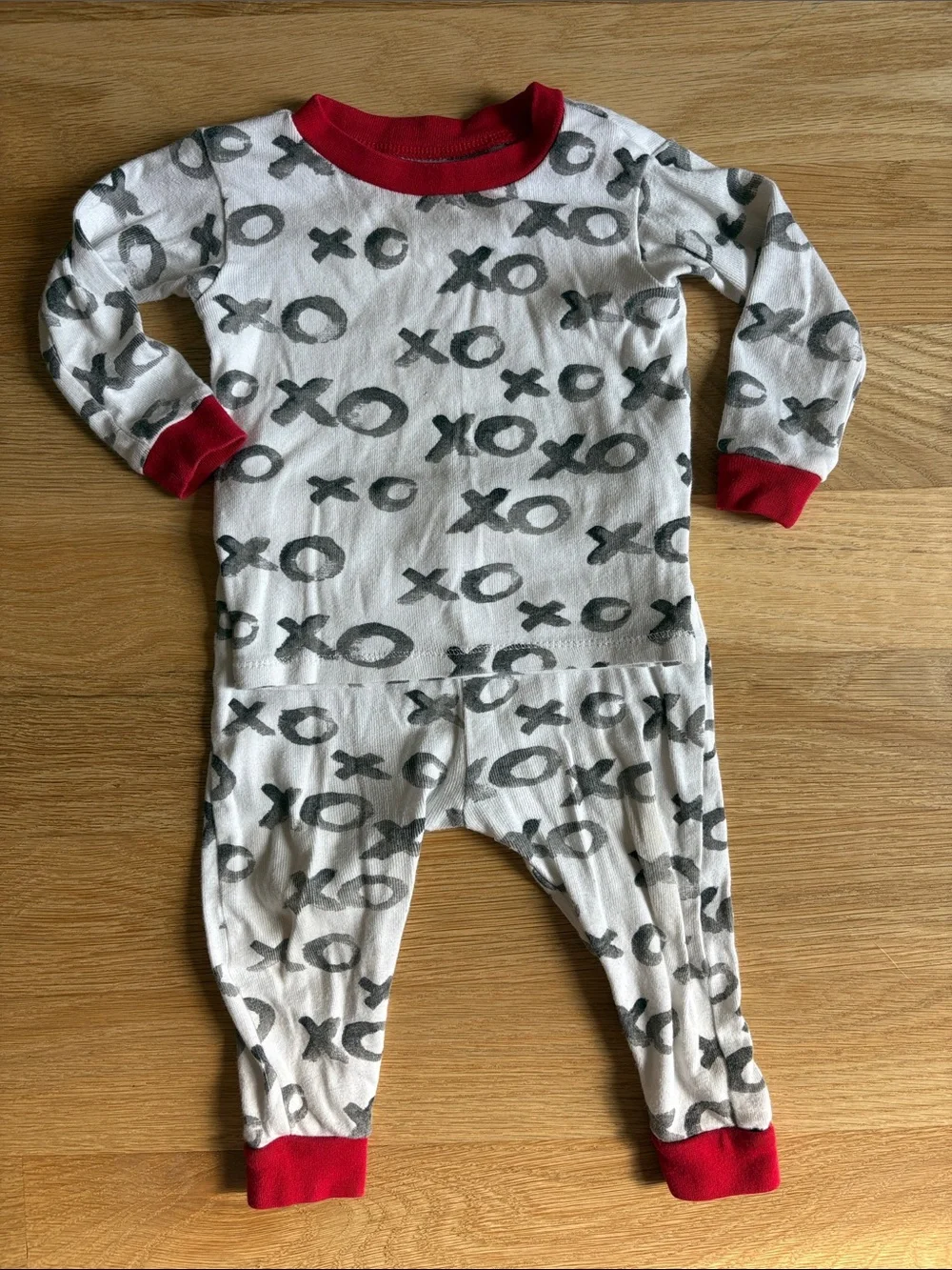 BURTS BEES | White XO Print Two-Piece with Red Trim, Valentines Pajamas